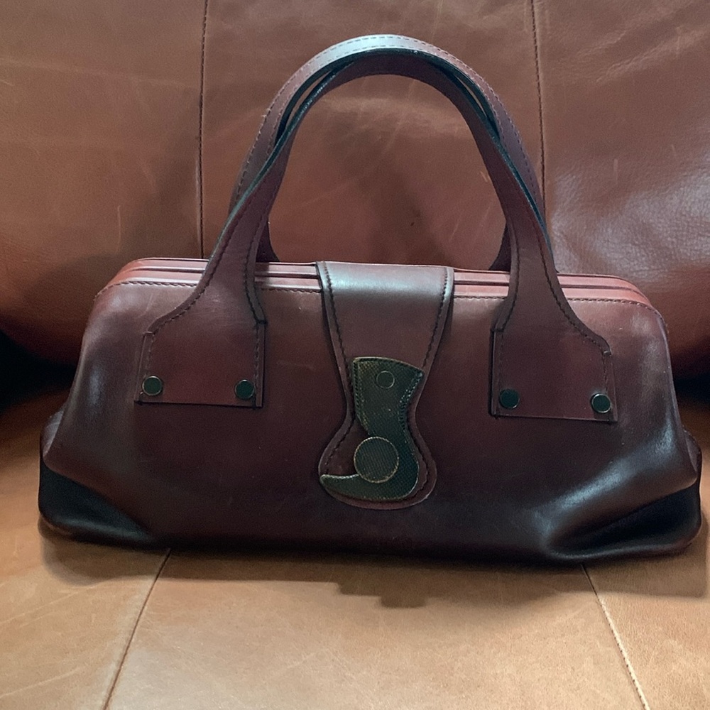 GUCCI Red/Brownish-colored Ombre Leather Wood Hook Closure Satchel/Doctors Bag